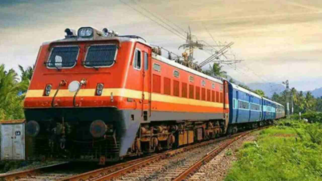 Special Trains From October 4 To 18