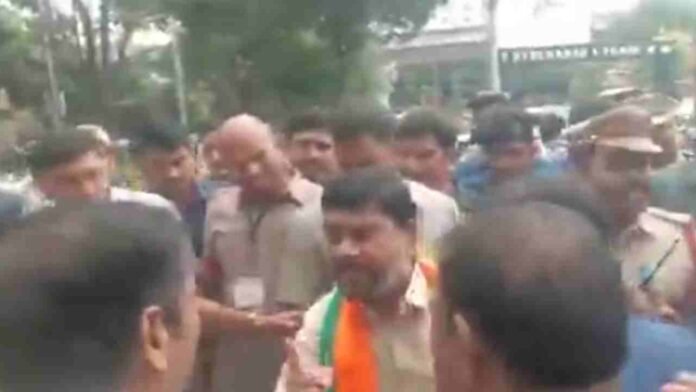 Telangana Assembly Protests Trigger Tension in Hyderabad