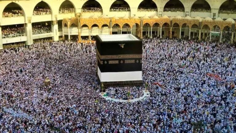 Saudi Arabia Issues Emergency Air Attack Alert For Makkah