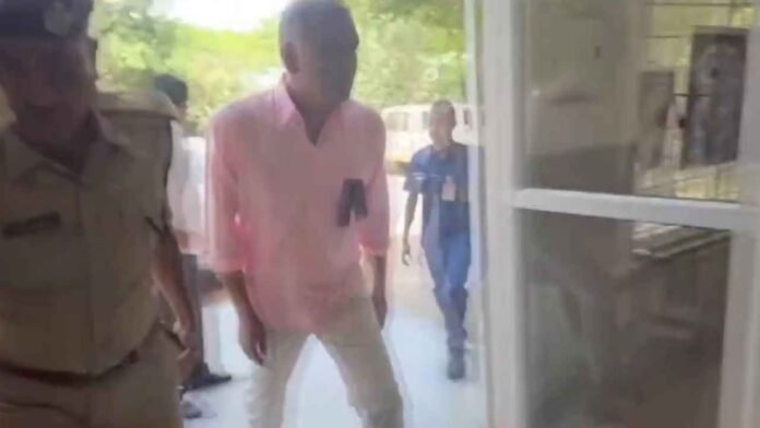 KTR, Harish Rao And BRS MLAs Arrested In Hyderabad