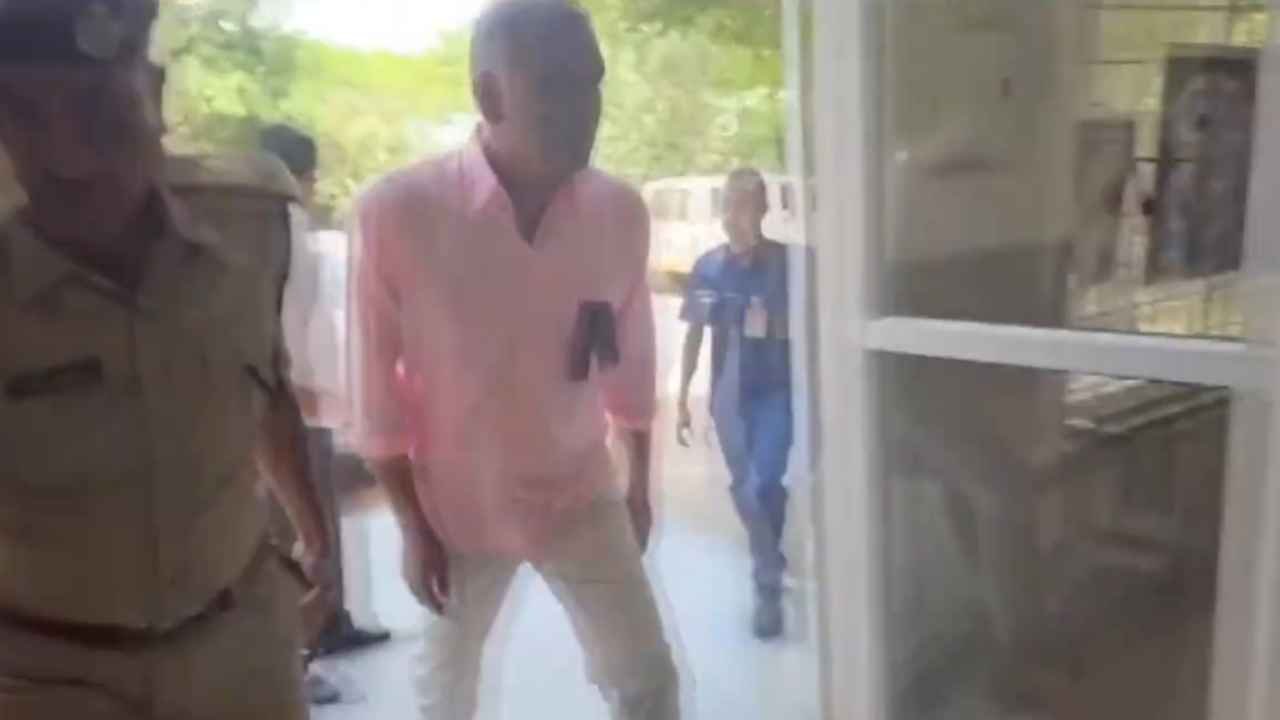 KTR, Harish Rao And BRS MLAs Arrested In Hyderabad