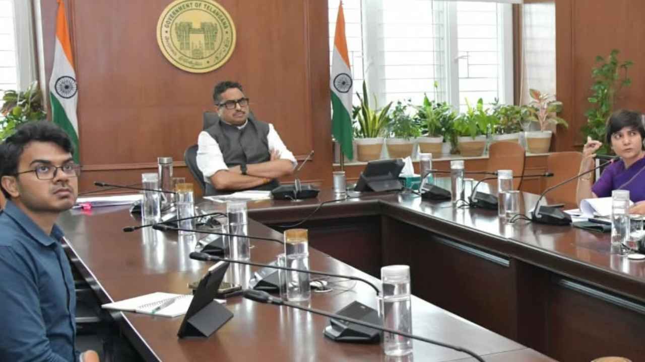 TOMCOM Asked To Facilitate 10,000 Overseas Jobs For Telangana Youth