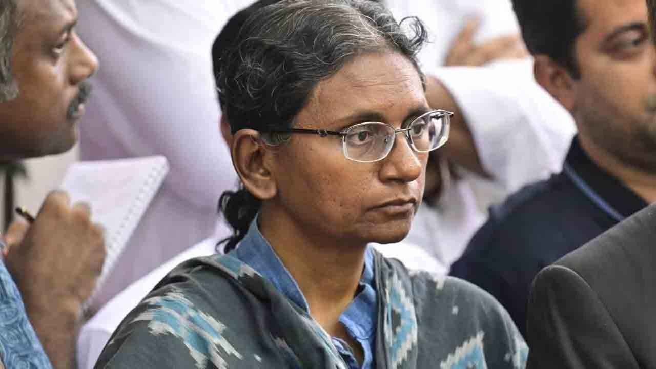 Petition Seeks Passport Seizure Of Meenakshi Natarajan