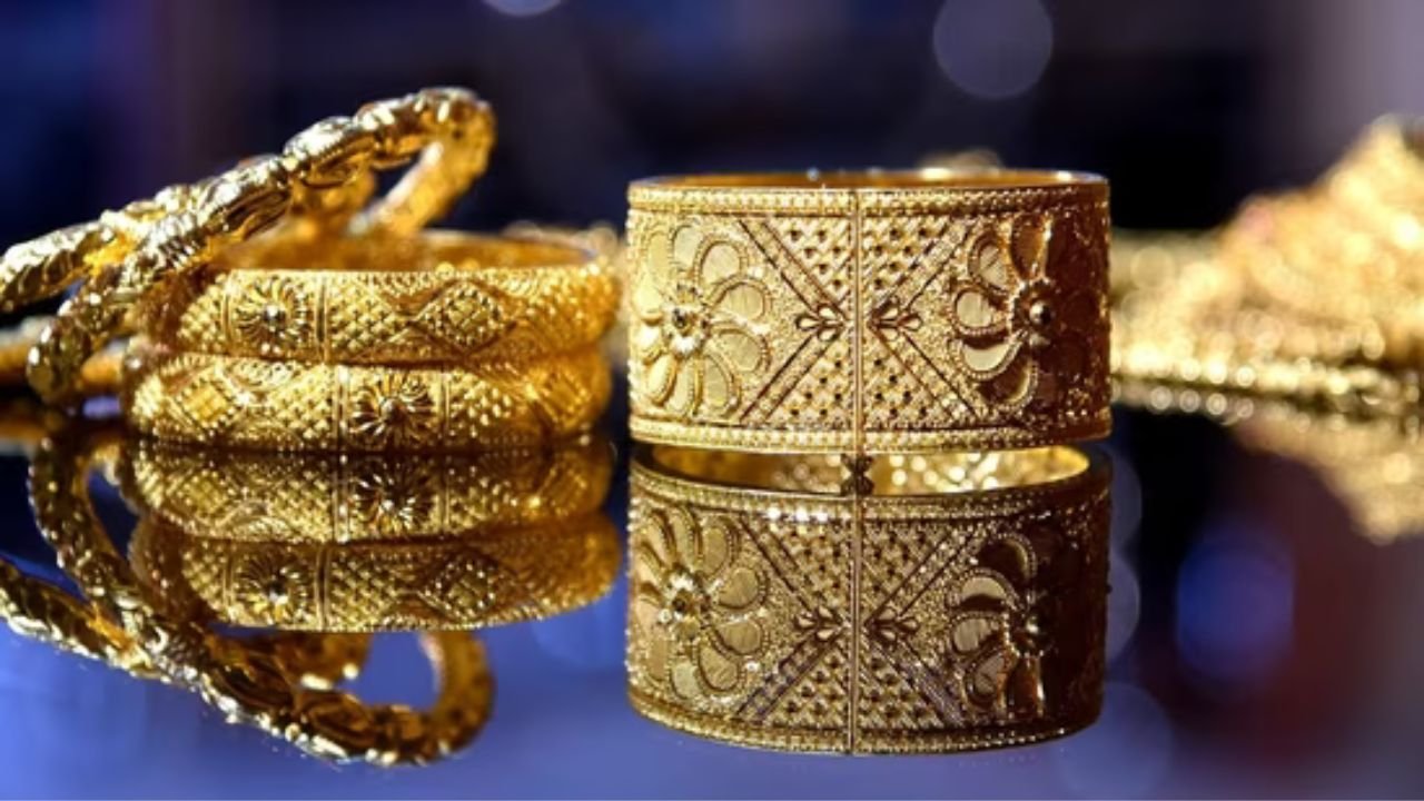 Gold Rates Today In Hyderabad Hikes: Check Latest 22 And 24-Carat Prices