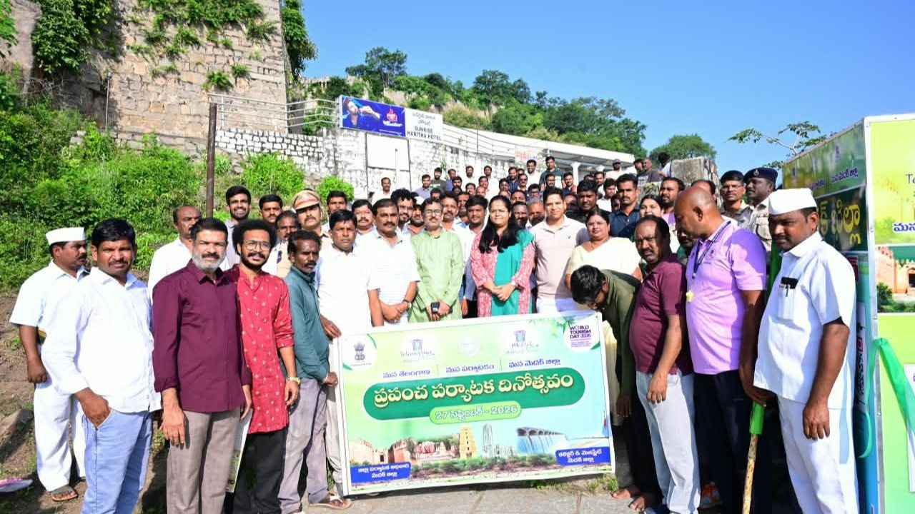 Medak Collector Prathima Singh Receives Tourism Award