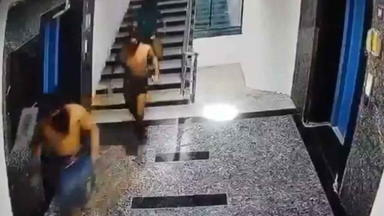 Chaddi Gang Suspects Break Into Manikonda Apartment