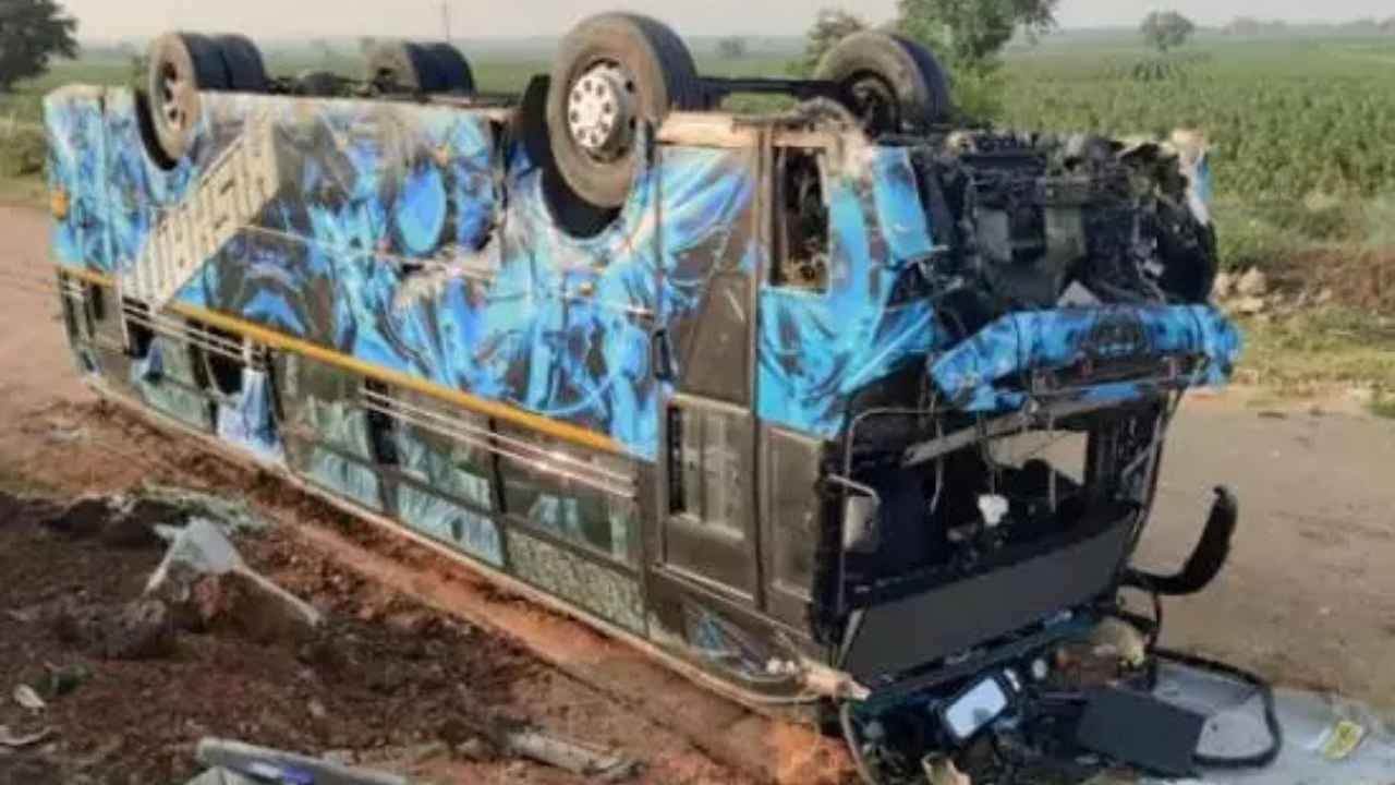 37 Students Escape Unhurt As Tourist Bus Overturns In Gadwal