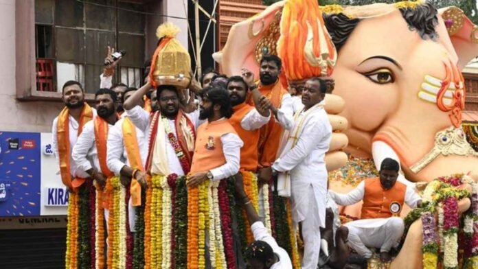 Balapur Ganesh Laddu Auction Sets New Record at ₹39 Lakh