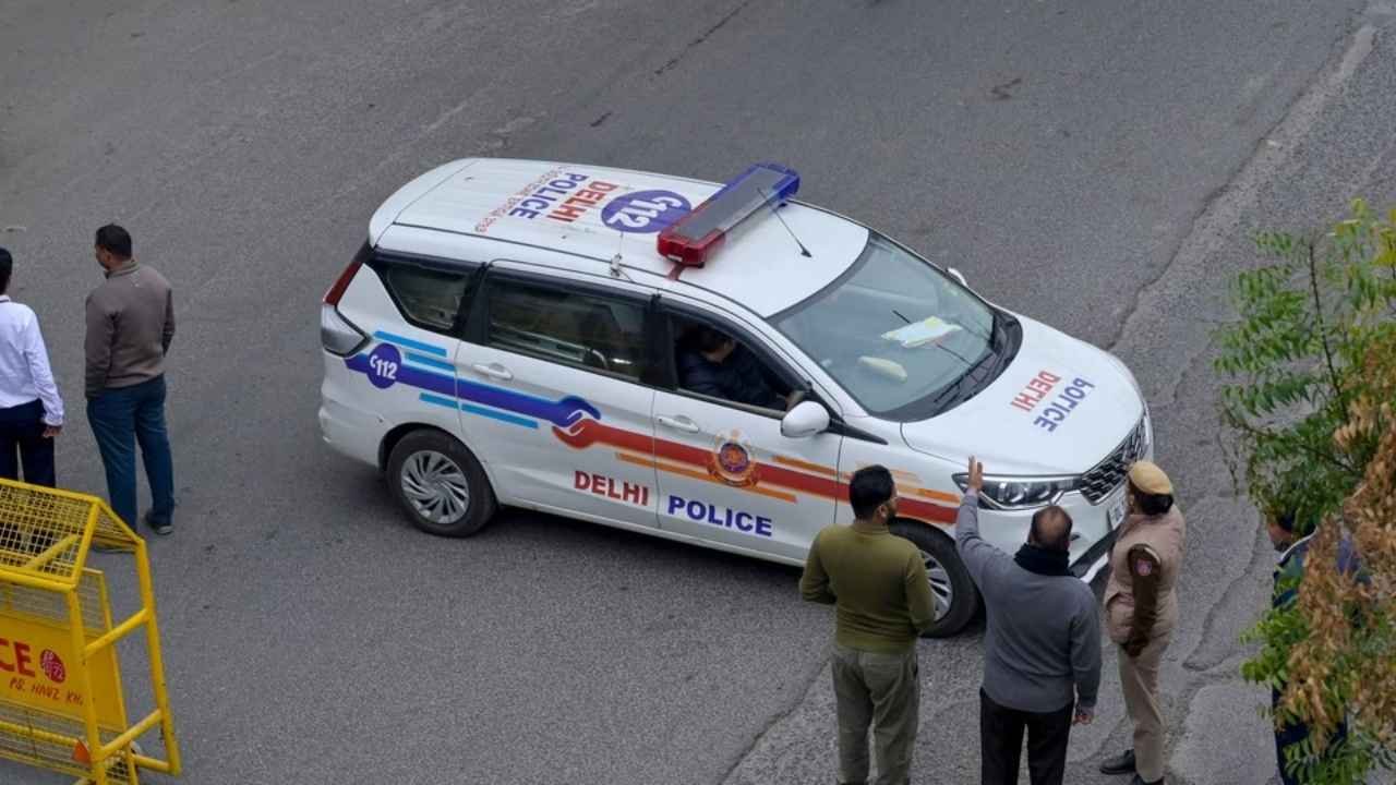 17-Year-Old Girl Allegedly Gang-Raped by Men Posing as Cops in Delhi