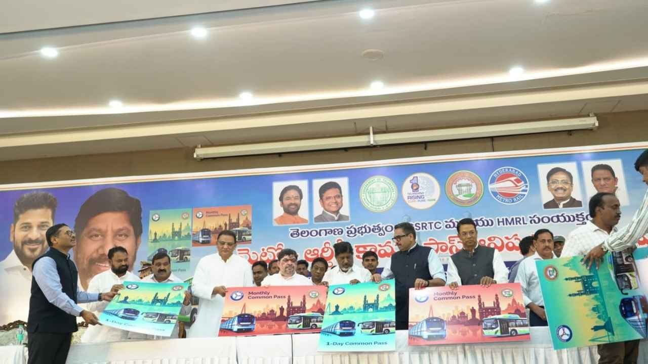 Azharuddin Hails Metro RTC Common Pass in Hyderabad