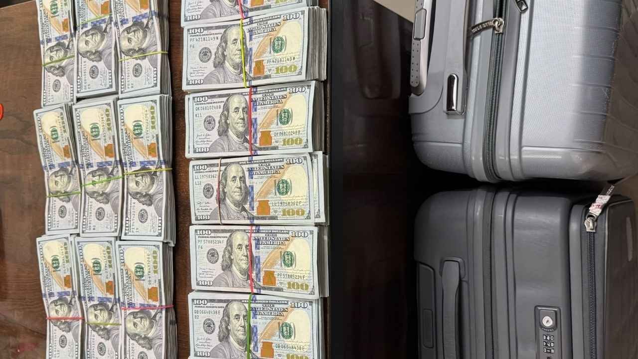 DRI Hyderabad Seizes Foreign Currency at RGI Airport