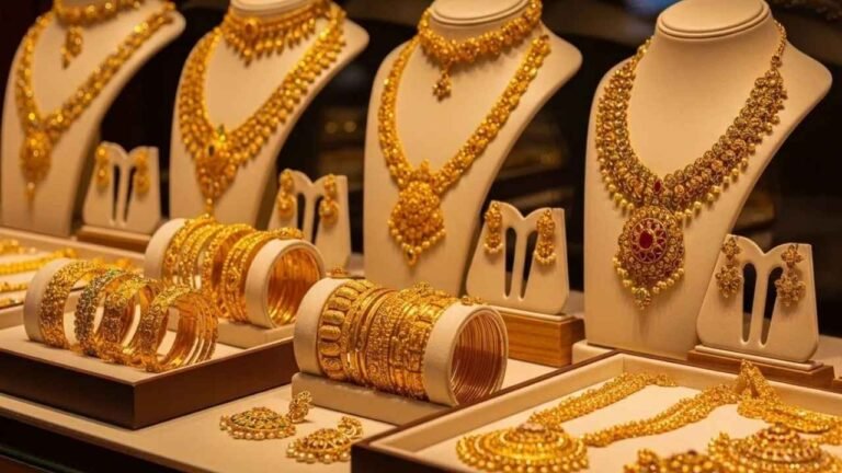 Gold Prices Today Stable In Hyderabad On 4 October, 2026