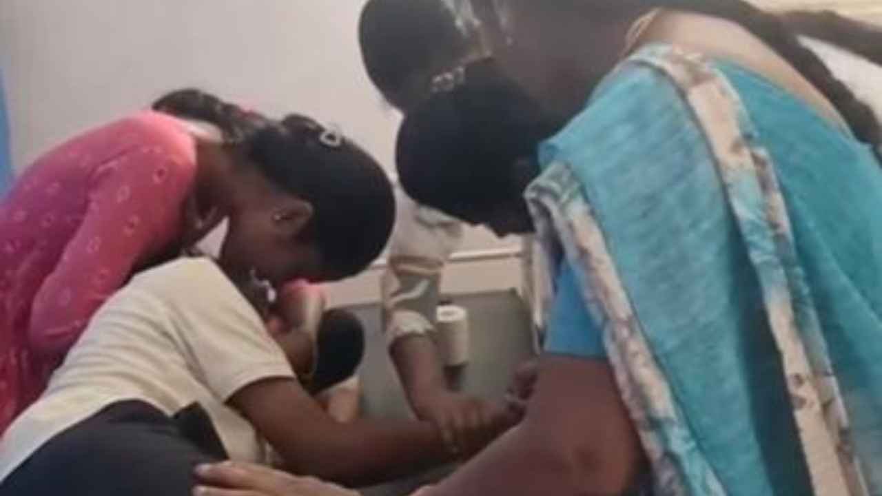 Wanaparthy Food Poisoning: Around 25 Students Fall Ill At Girls Hostel