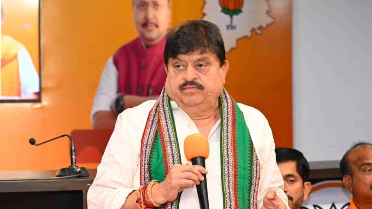 Ramchandra Rao Accuses Rahul Gandhi Of Politicising Supreme Court