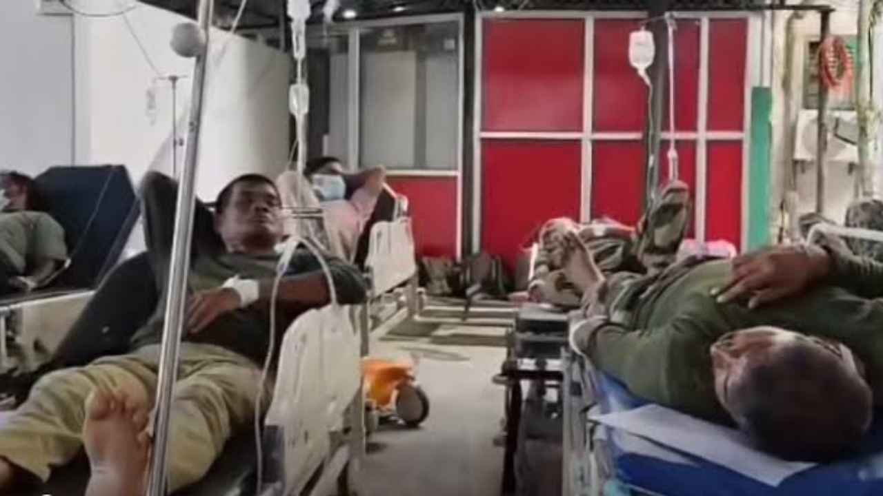 BSF Camp Food Poisoning: 75 BSF Personnel Hospitalised 