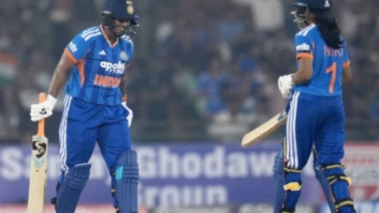 Niki Prasad Shines as India Beat Zimbabwe By Four Wickets