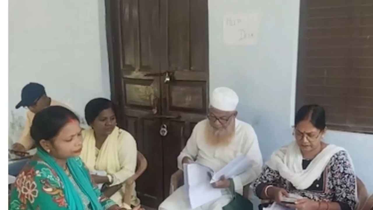 Uttar Pradesh Voter Registration Drive Begins Across Five Districts
