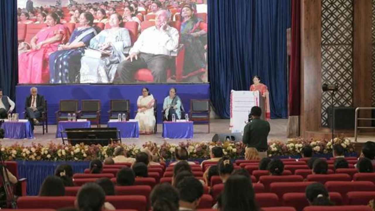 ITRA Jamnagar Hosts National Conference On AI And Ayurveda