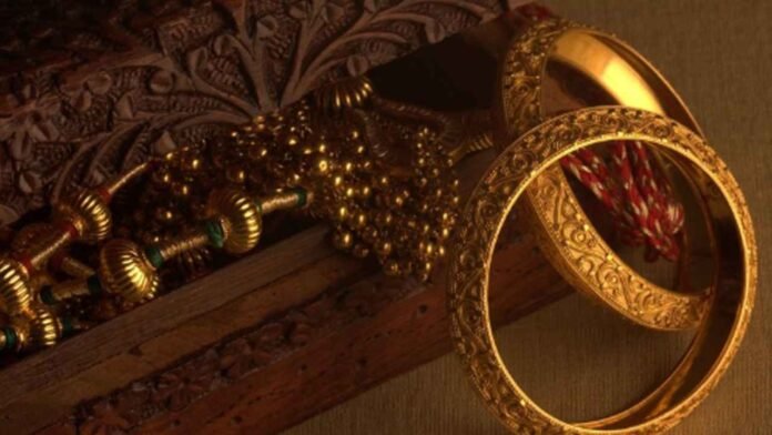 Gold Price Today Hyderabad: 22K, 24K Gold Rates
