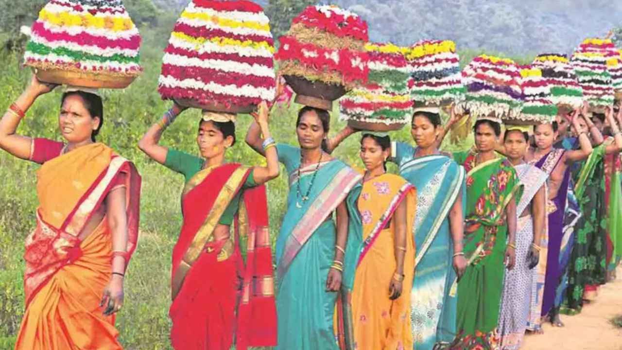 Kukatpally Traffic Diversions For Bathukamma Today