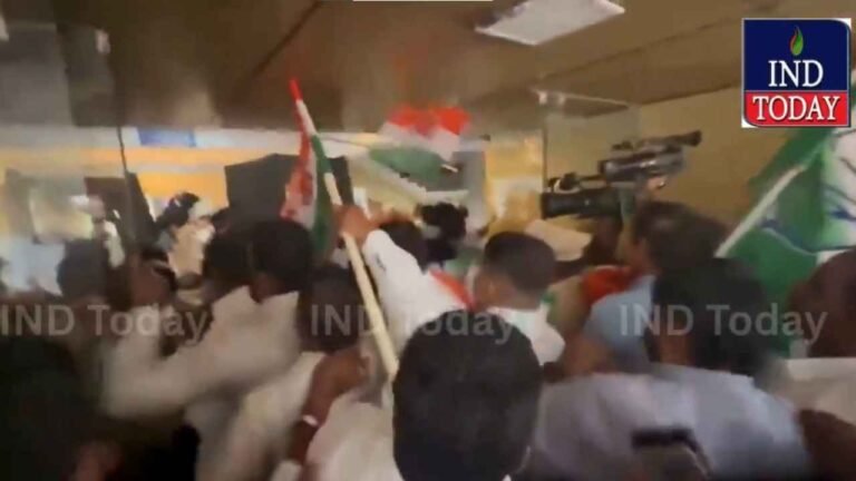 Congress Dharna Demands Special Trains To Delhi