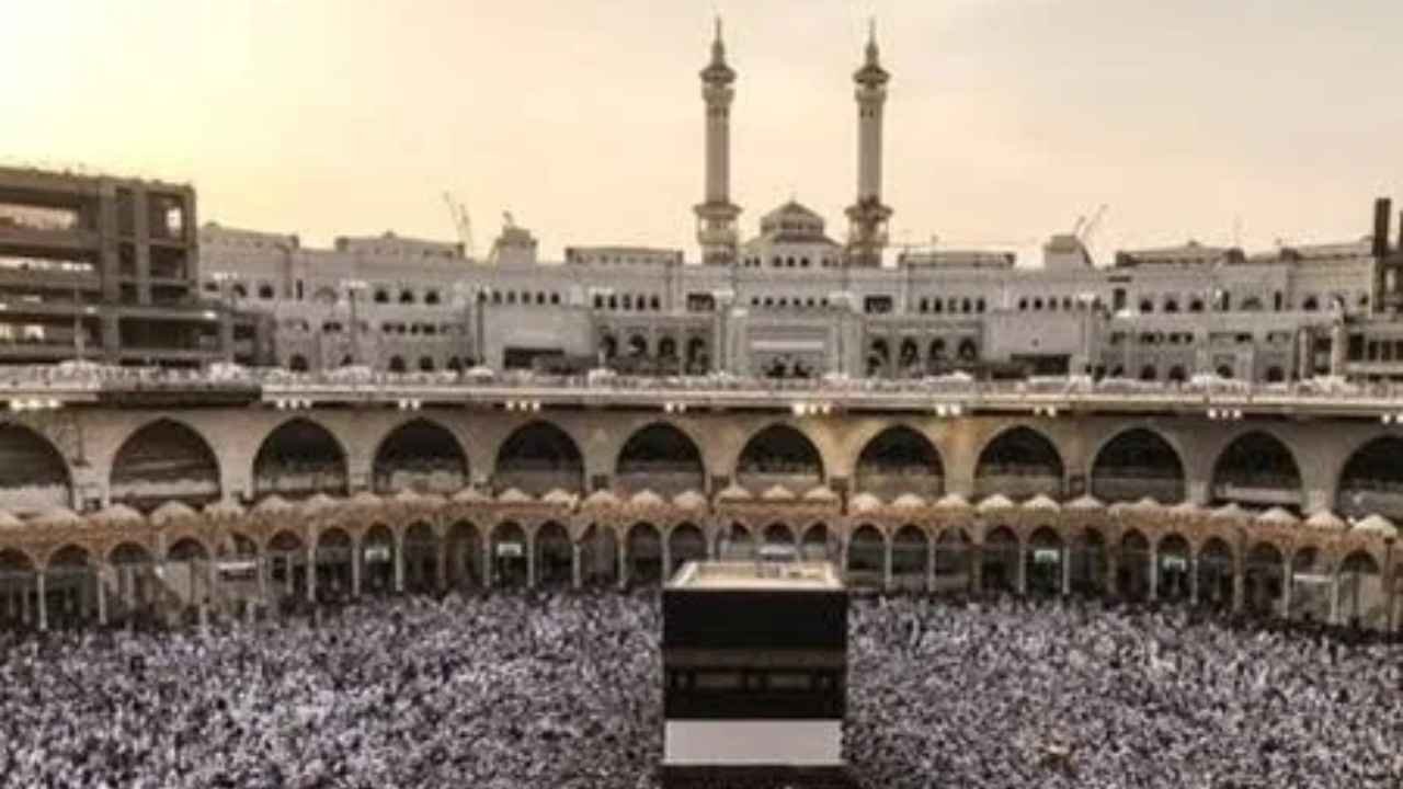 Saudi Arabia Intercepts Houthi Drone Over Makkah