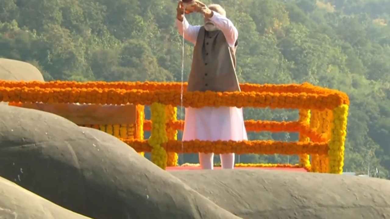 PM Modi Pays Tribute To Sardar Patel On 151st Anniversary