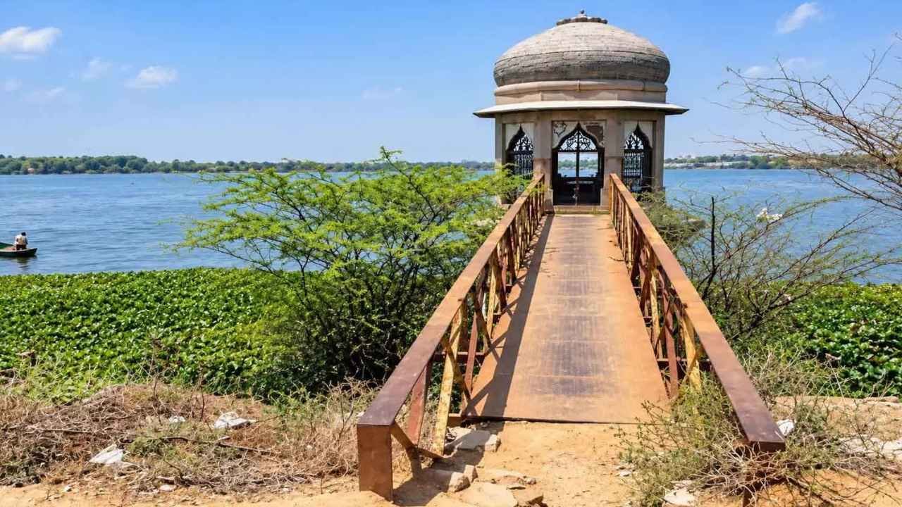 HYDRAA Plans Rs. 75 Crore Fox Sagar Lake Makeover