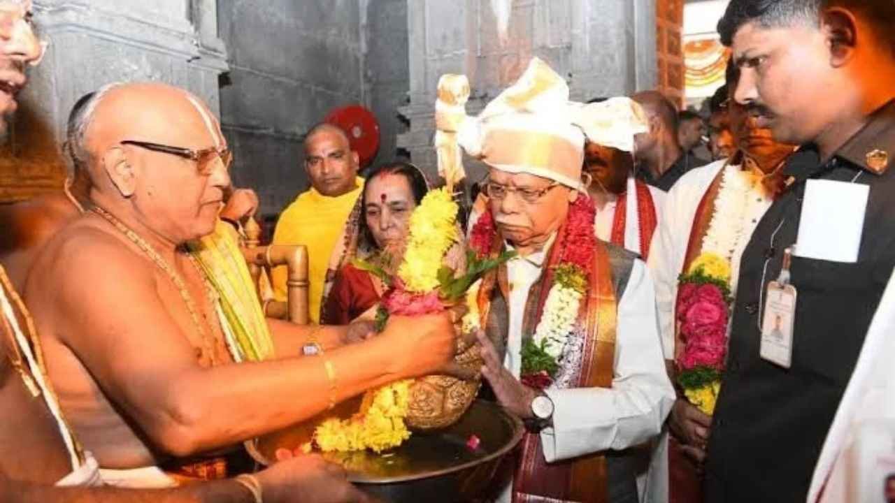 Governor Shiva Pratap Shukla Visits Yadadri Temple
